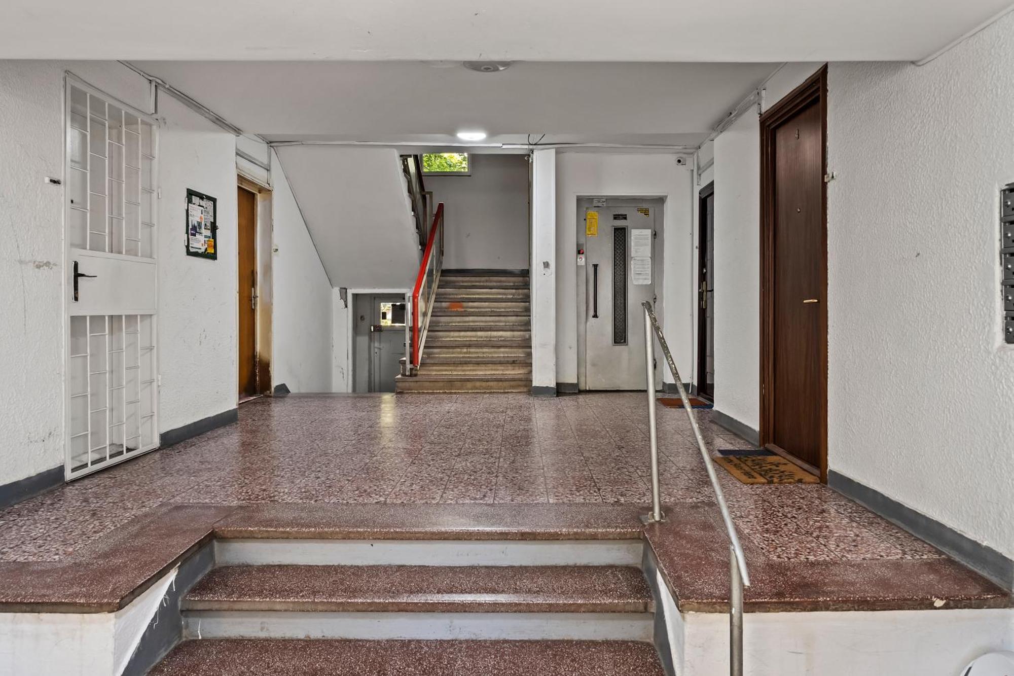Apartament De Lux Drumul Taberei Bucharest Exterior photo